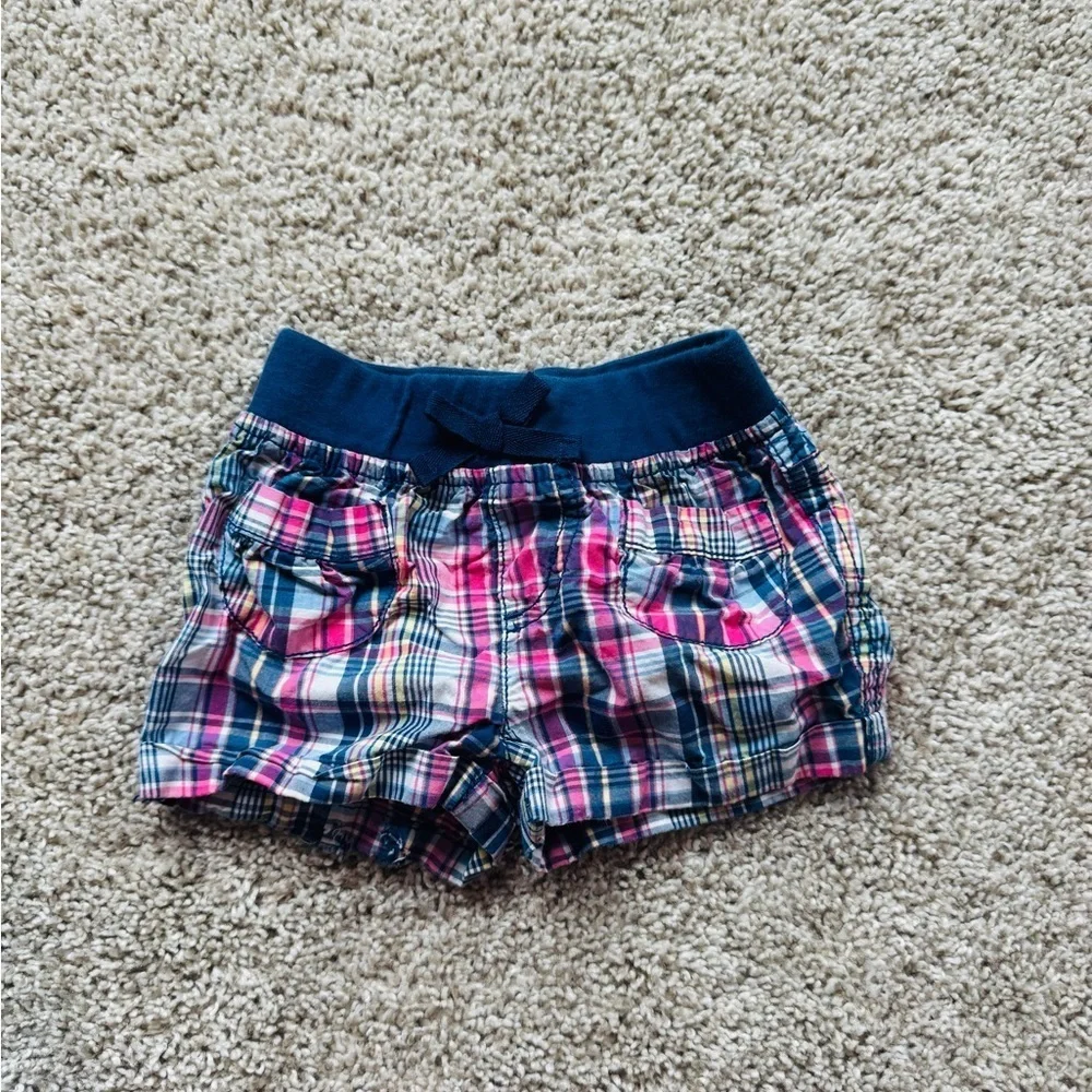 Bundle of 2 Baby Girl Shorts Plaid printed and Ice cream printed – 6-12 Months